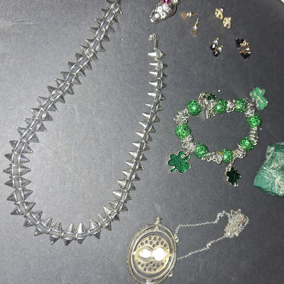 (9) Piece Rebel Jewelry Lot - Picture 2 of 12